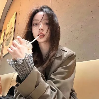 虹色时光海报